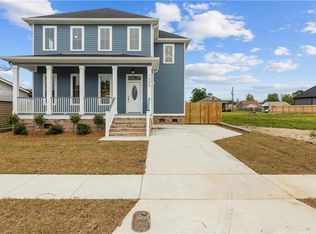 7209 Prosperity St, Arabi, LA 70032