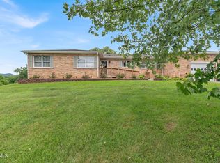 561 Camp Jacob Rd, Clintwood, VA 24228