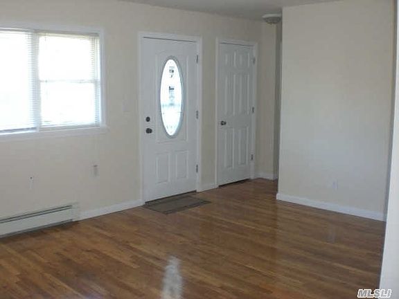 3rd image of 7 Gaulton Dr