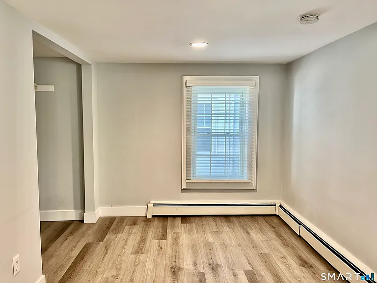 71 Norwich Ave — Photo 10