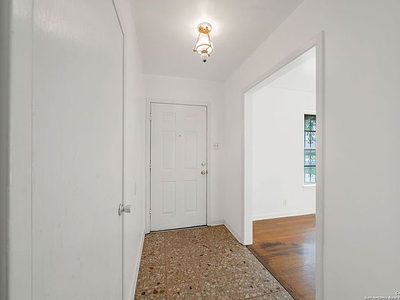 4th image of 4931 BERNADINE DR
