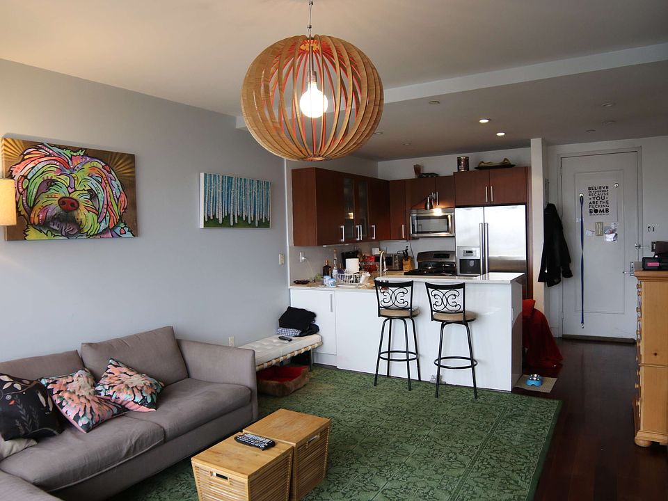 1st image of 162 16th St APT 8D