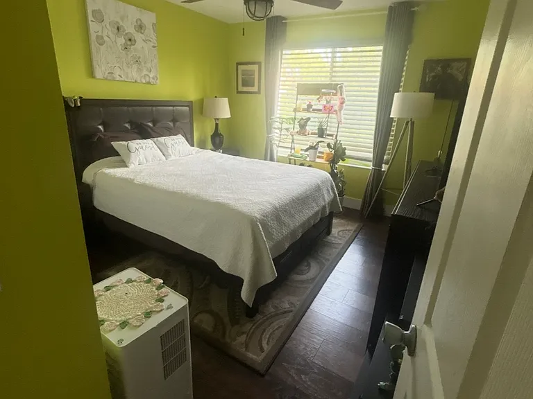 502 Villa Cir — Photo 2