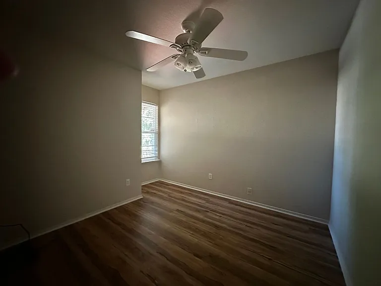 4901 Hillridge Way — Photo 9