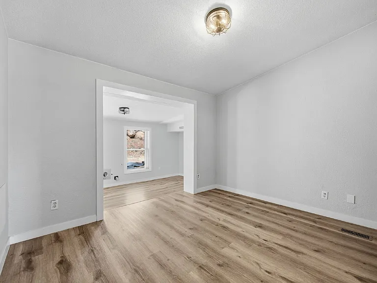 1958 N Cartland Dr — Photo 16