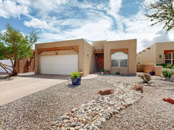 504 Via Canale SW, Albuquerque, NM 87121
