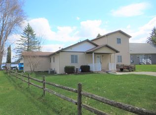 678 Foell Ct, Gladwin, MI 48624