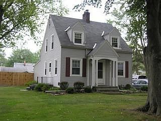 2nd image of 41801 Emerson Ct