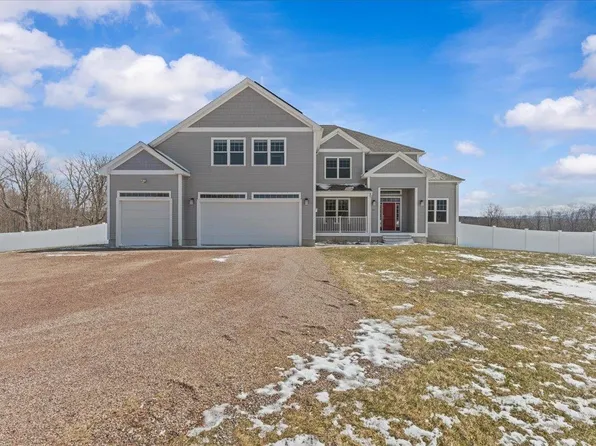 197 Old Stage Road, Essex, VT 05452