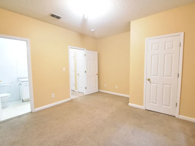 1202 Walden Park Dr — Photo 16