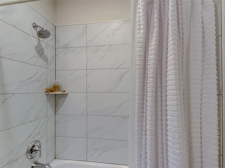 426 Birdsong Ln — Photo 29