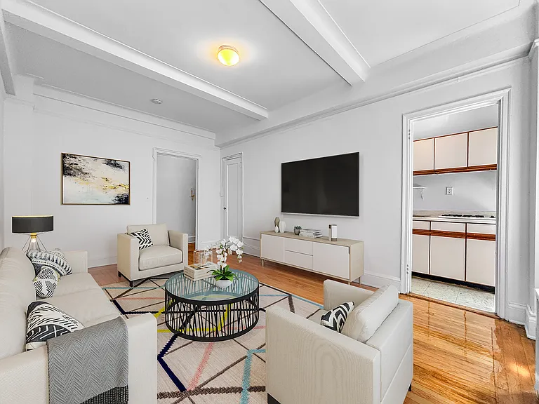 155 E 52nd St #6B — Photo 1