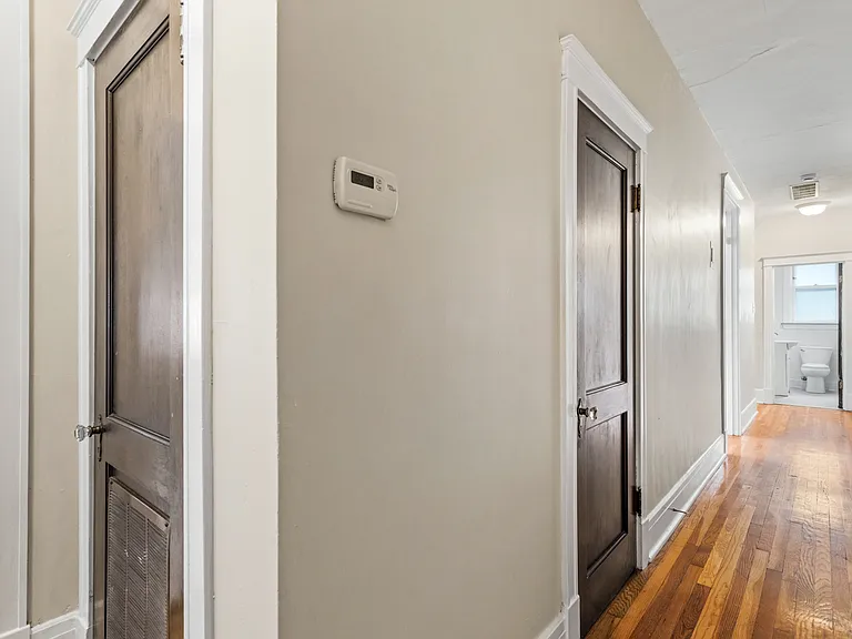 7307 Delmar Blvd #2W — Photo 17
