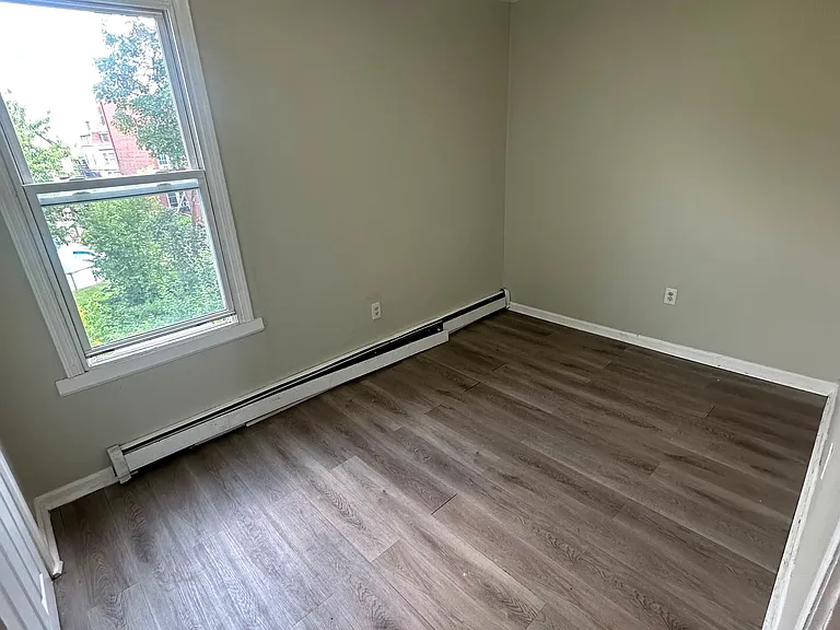 29 Taylor St #2 — Photo 2