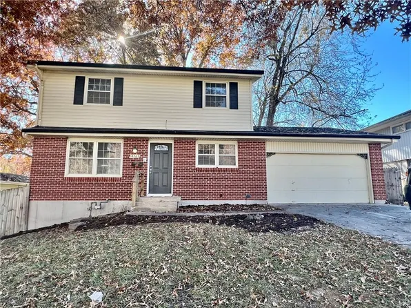 16705 E Ellison Way, Independence, MO 64055