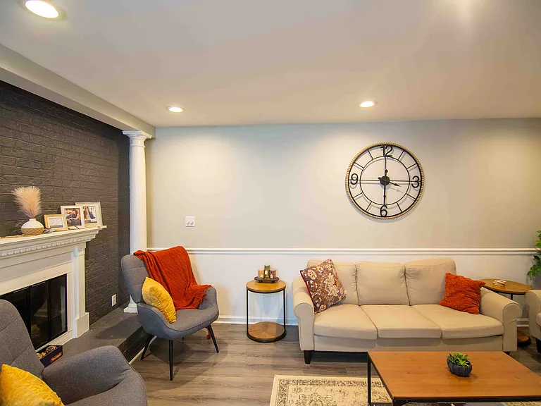 7908 Horse Chestnut Ln #7908 — Photo 33
