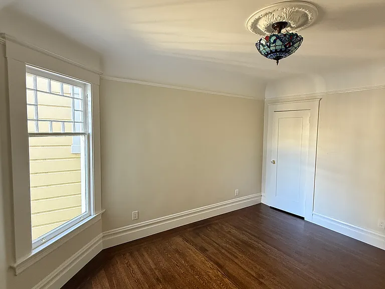418 Central Ave #A — Photo 9