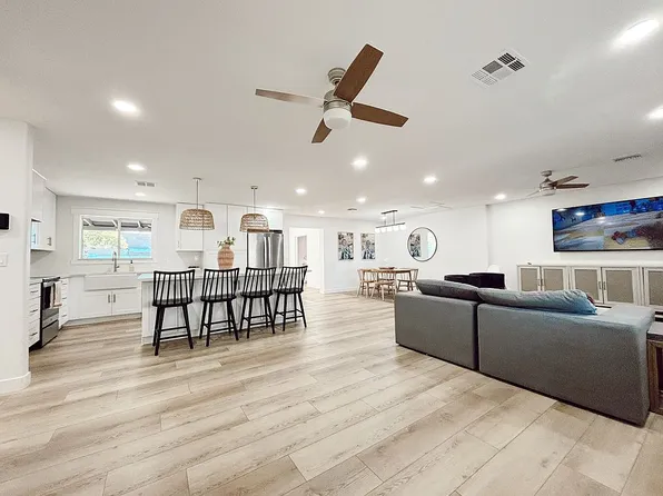 7725 E Mangun Rd, Mesa, AZ 85207