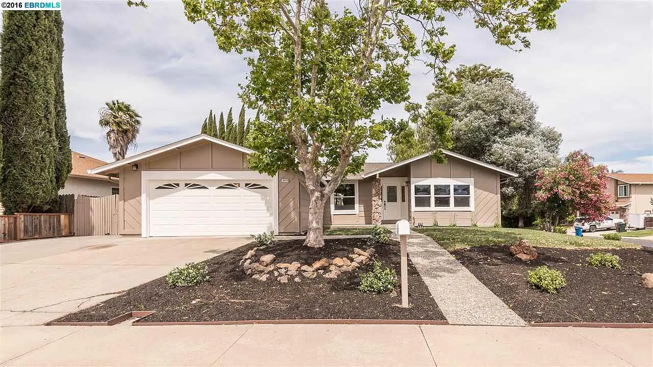 3213 Brighton Way photo 1
