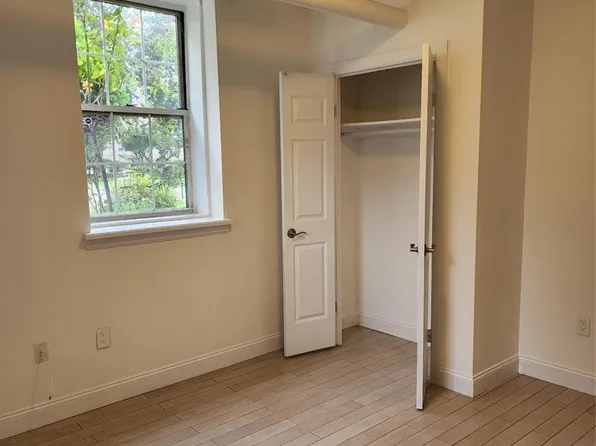 30-47 Hobart Street image 11 of 12