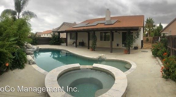 3rd image of 31423 Janelle Ln