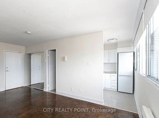 33 Isabella St #616-C08, Toronto, ON M4Y 2P7