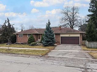 40 Sedgebrook Cres, Toronto, ON M9B 2X1