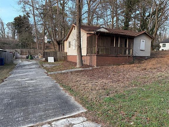 2nd image of 2105 Baker Rd NW