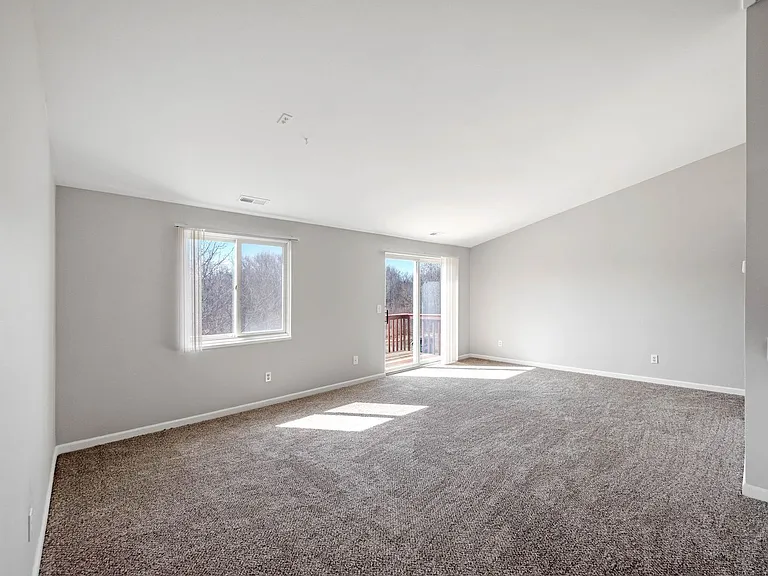 Creekside at Fenton Heights — Photo 21