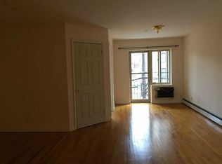 23-30 Broadway #3C, Astoria, NY 11106