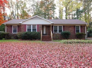 2601 Gracewood Dr, Greensboro, NC 27408