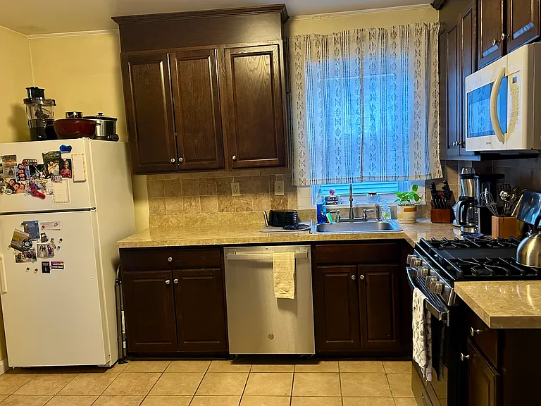 23 Montfern Ave #3 — Photo 8