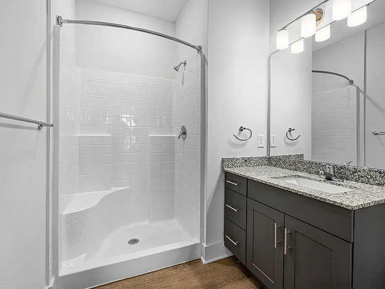 Altitude Raleigh Apartments — Photo 23