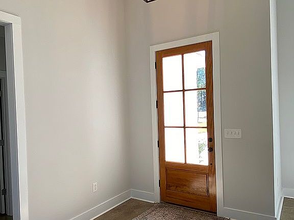 2nd image of 610 Wild Horse Ln