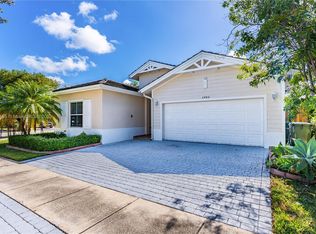 3480 NE 2nd St, Homestead, FL 33033