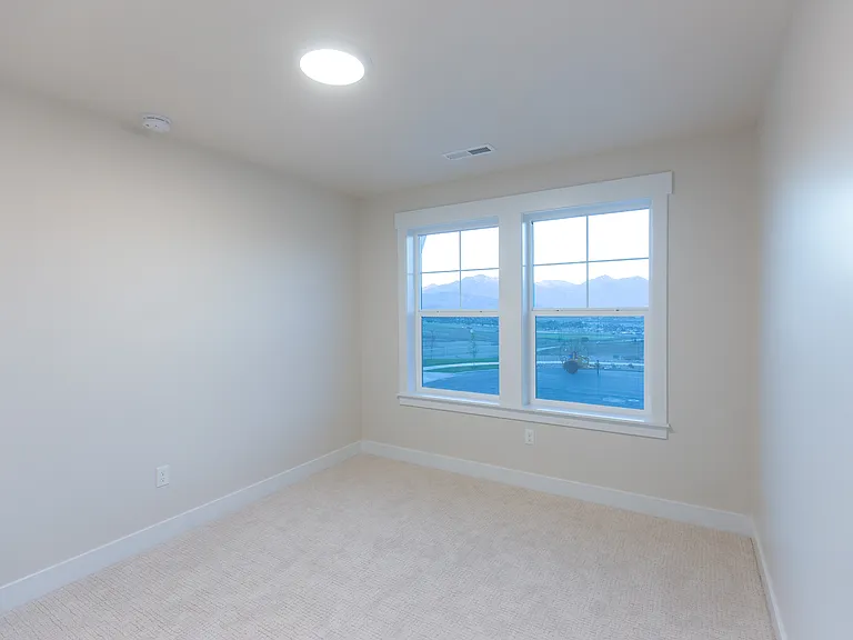 1147 N Highpass Dr — Photo 12