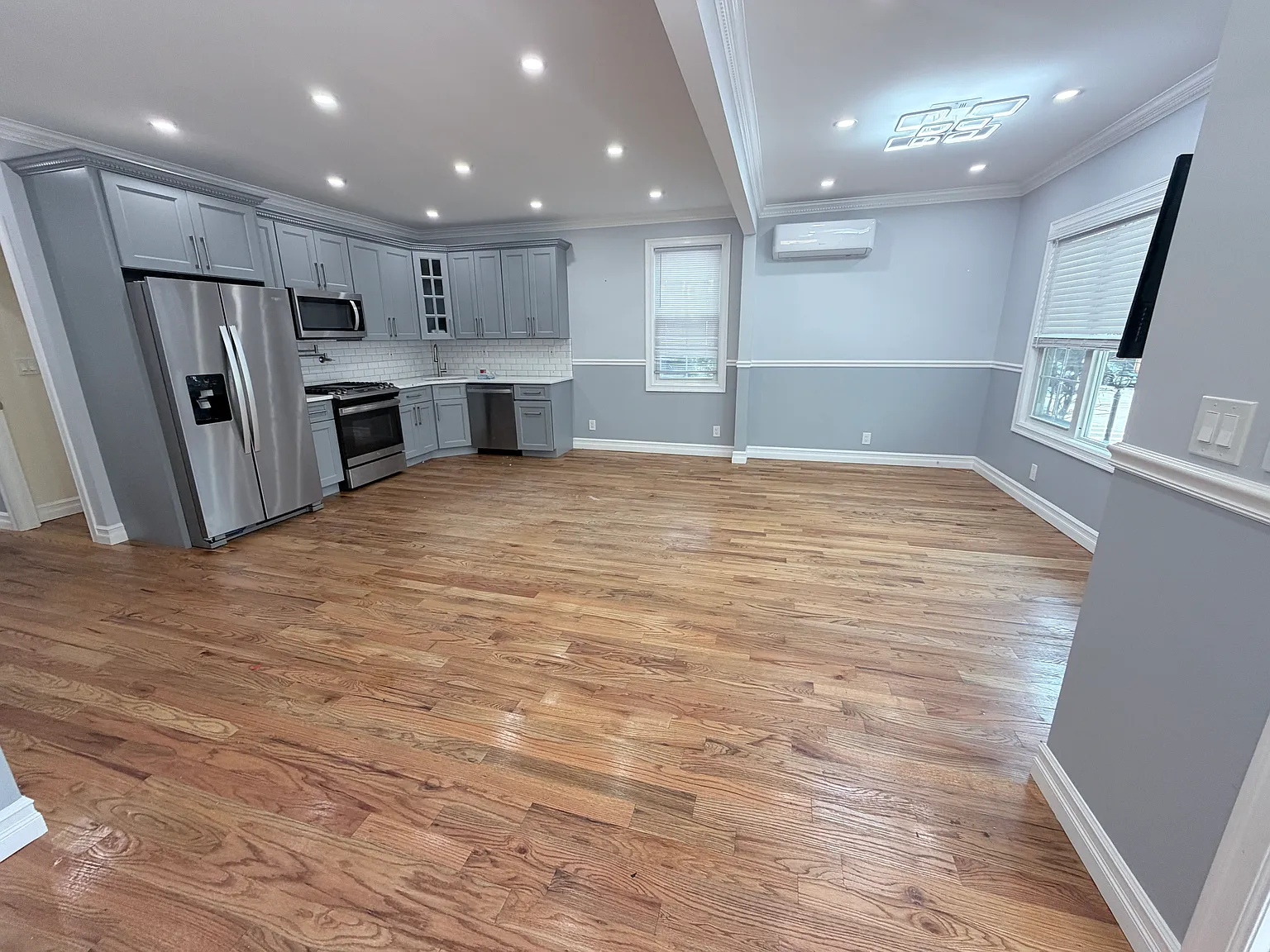 3 bed, $3,800 — Photo 4