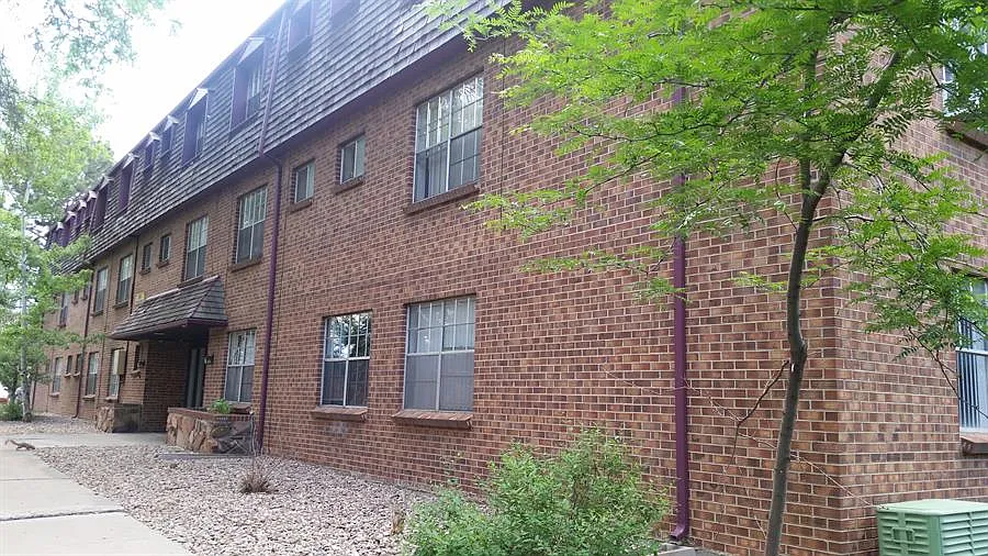 Garden Center Apt. 68 — Photo 1