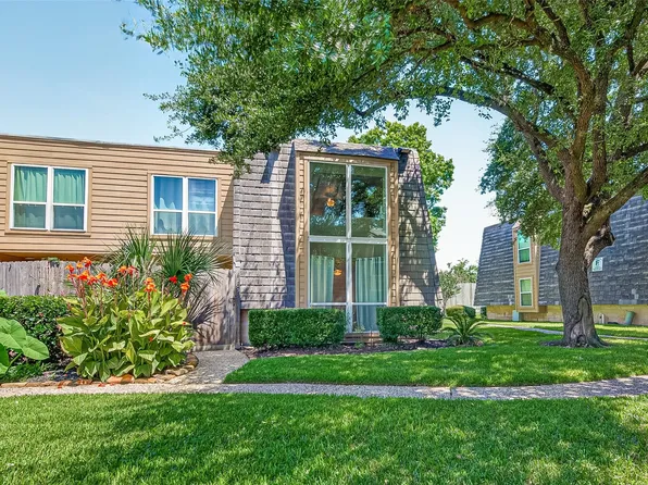 16120 Stuebner Airline Rd APT 105, Spring, TX 77379
