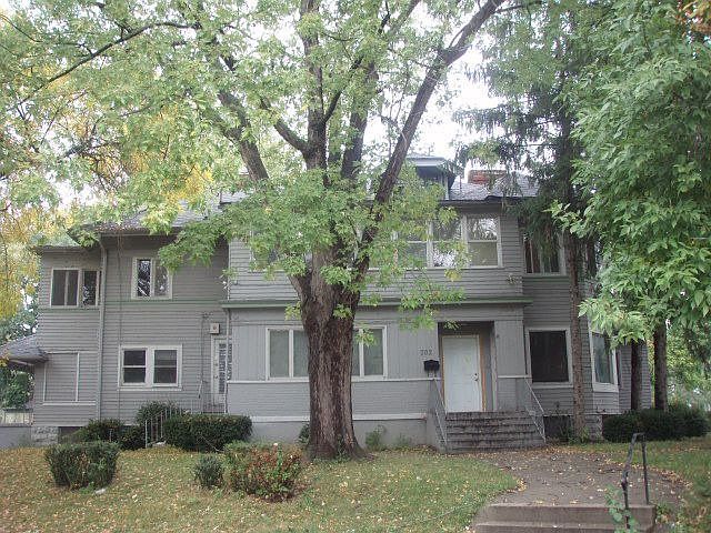 1st image of 702 Salem Ave