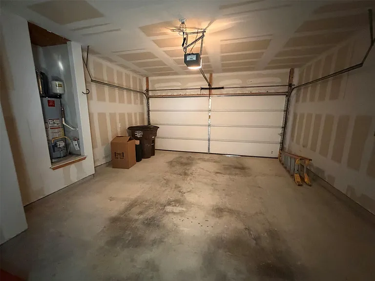 1001 Zodiac Ln #15 — Photo 26