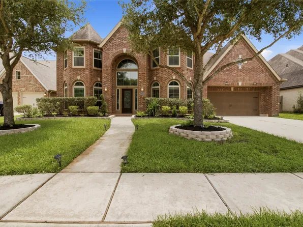 2405 Barton Shores Dr, Pearland, TX 77584