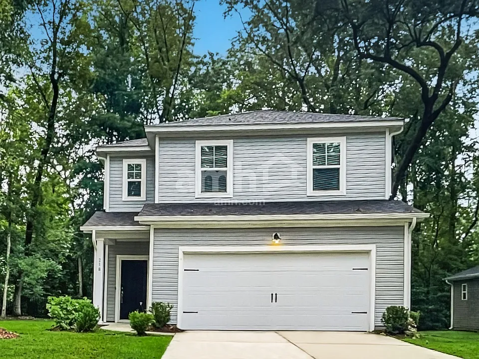 218 Swan Dr
