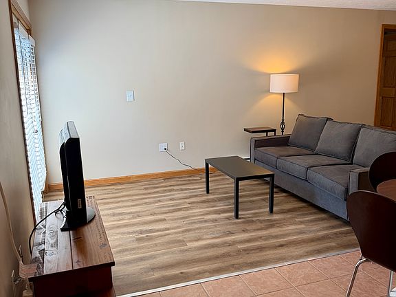 3rd image of 3054 Washington Rd Unit 568