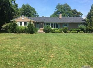 80 Oneck Rd, Westhampton Beach, NY 11978