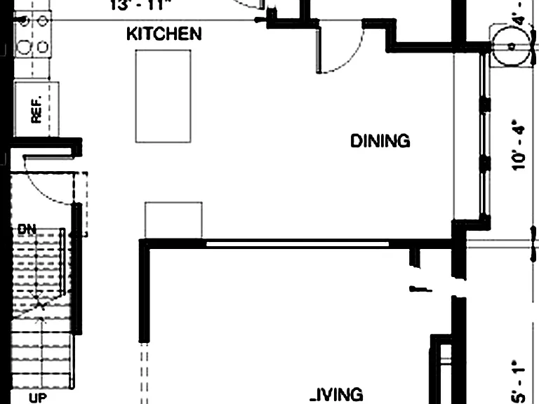 First Floor Plan: 767 sq ft