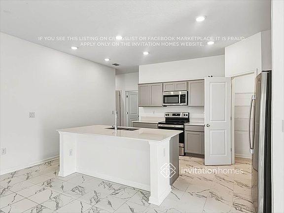 4th image of 4321 Bull St