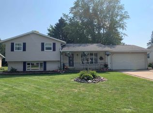 3458 Golf Dr, Green Bay, WI 54311