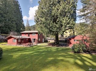 929 W Lake Samish Dr, Bellingham, WA 98229
