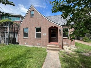 2420 White Oak Dr, Houston, TX 77009